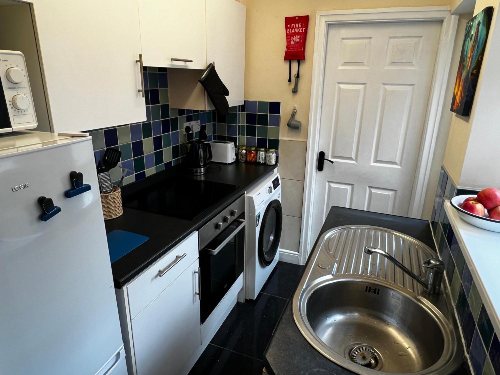 Robin'S Hollow: 2Bd Home Near Wrexham Afc ภายนอก รูปภาพ