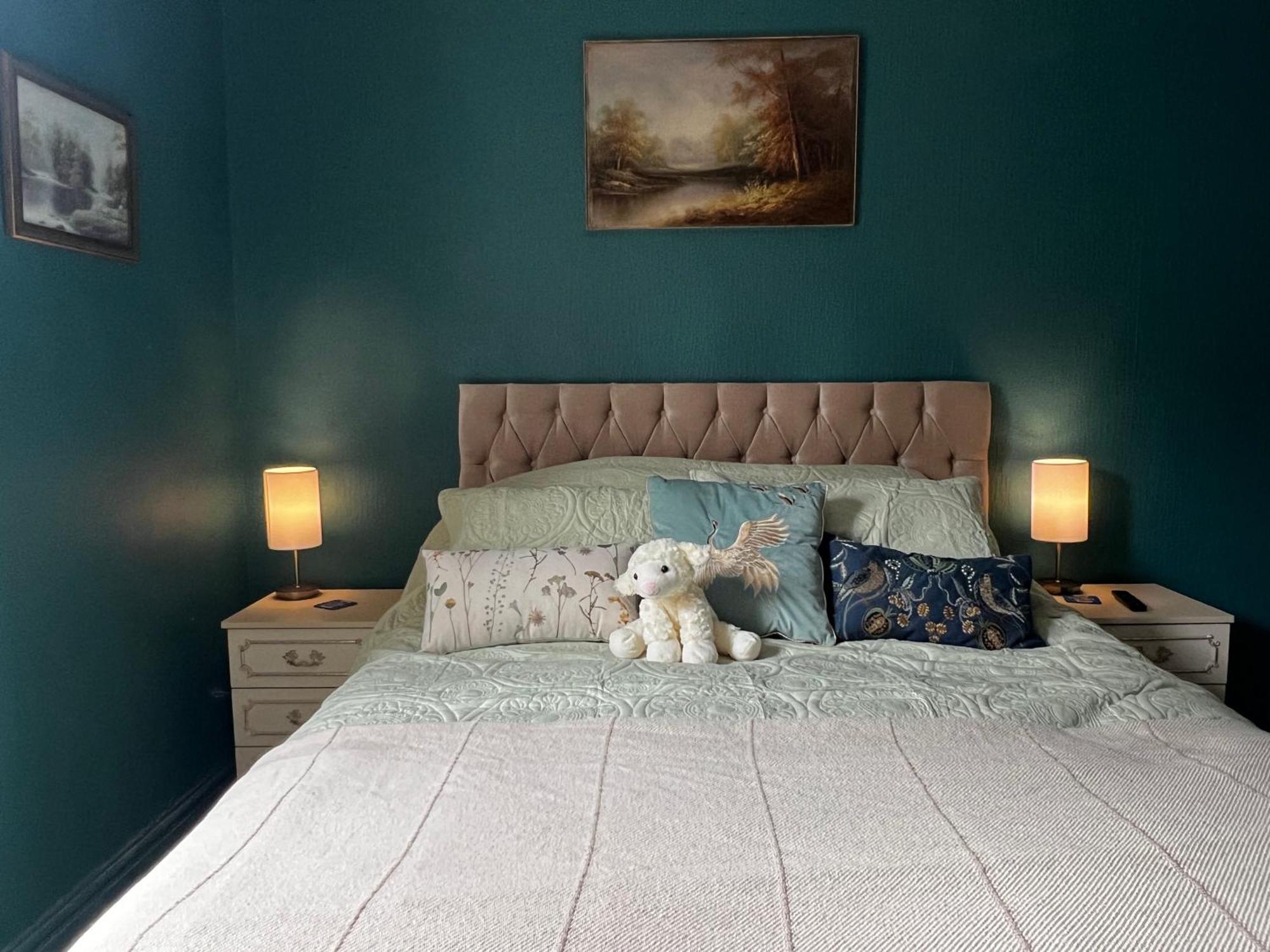 Robin'S Hollow: 2Bd Home Near Wrexham Afc ภายนอก รูปภาพ