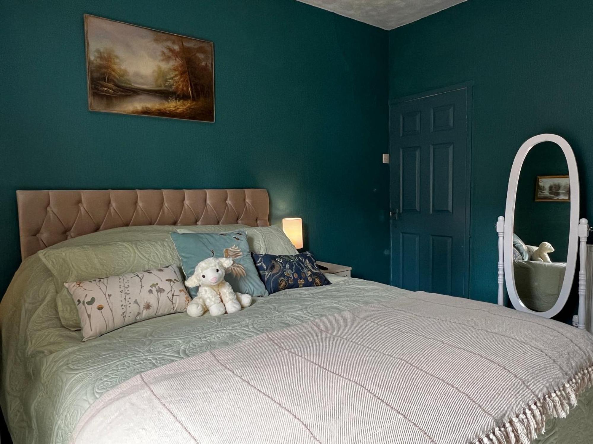 Robin'S Hollow: 2Bd Home Near Wrexham Afc ภายนอก รูปภาพ